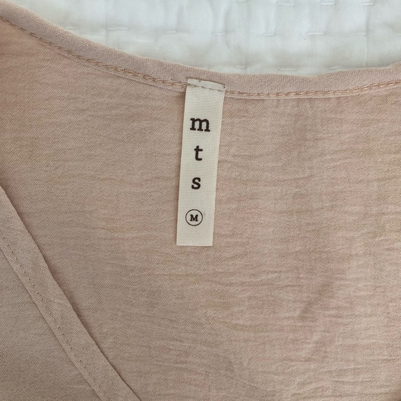 MTS Cream Ruffle Hem Blouse - Picture 3 of 4